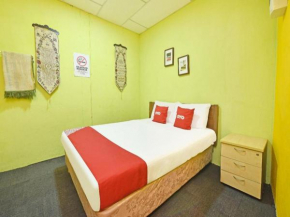 OYO 90535 Wakaf Bharu Inn